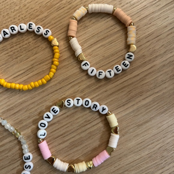 5 Taylor swift fearless bracelets - Picture 2 of 4